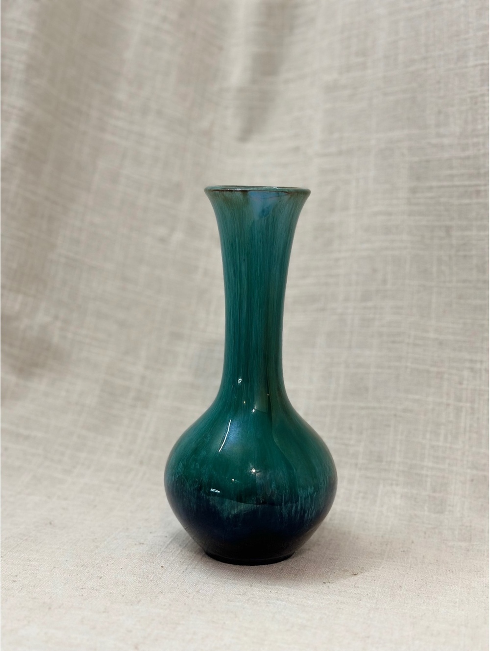 Vintage Blue Mountain Pottery 8.25" Medium Trumpet Vase Canada Green Drip Glaze